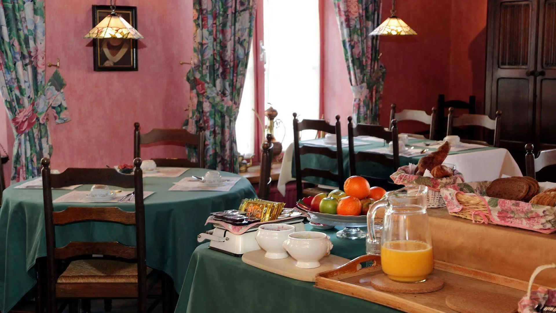 Hotel Bryghia Bruges 3*,
