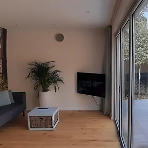 Privé In Fietsen En Garage Inclusief Appartement